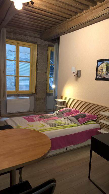 Studio Charme Et Confort Aux Cordeliers Lyon Exterior photo